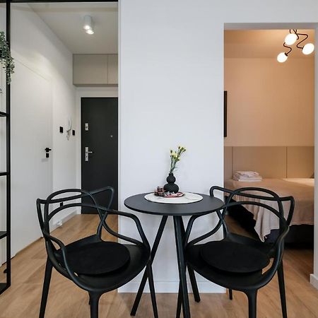 City Mood Apartamenty Lodz Fabryczna 450M Wszystko Nowe Екстериор снимка