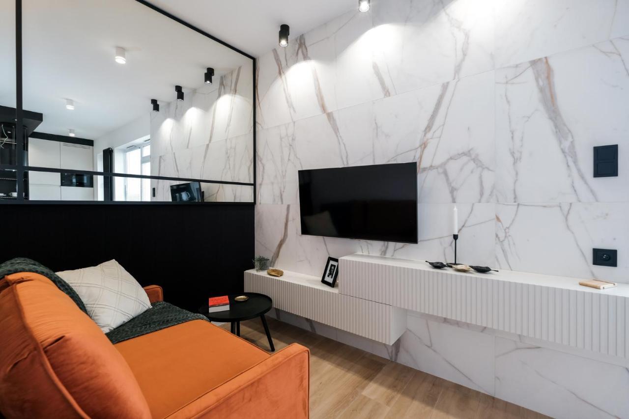 City Mood Apartamenty Lodz Fabryczna 450M Wszystko Nowe Екстериор снимка