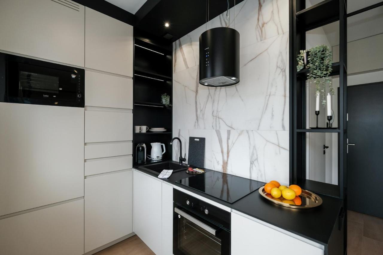 City Mood Apartamenty Lodz Fabryczna 450M Wszystko Nowe Екстериор снимка