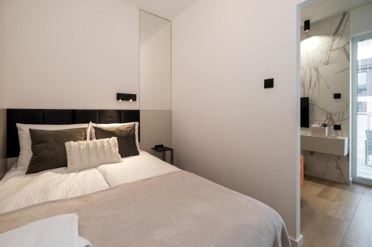 City Mood Apartamenty Lodz Fabryczna 450M Wszystko Nowe Екстериор снимка