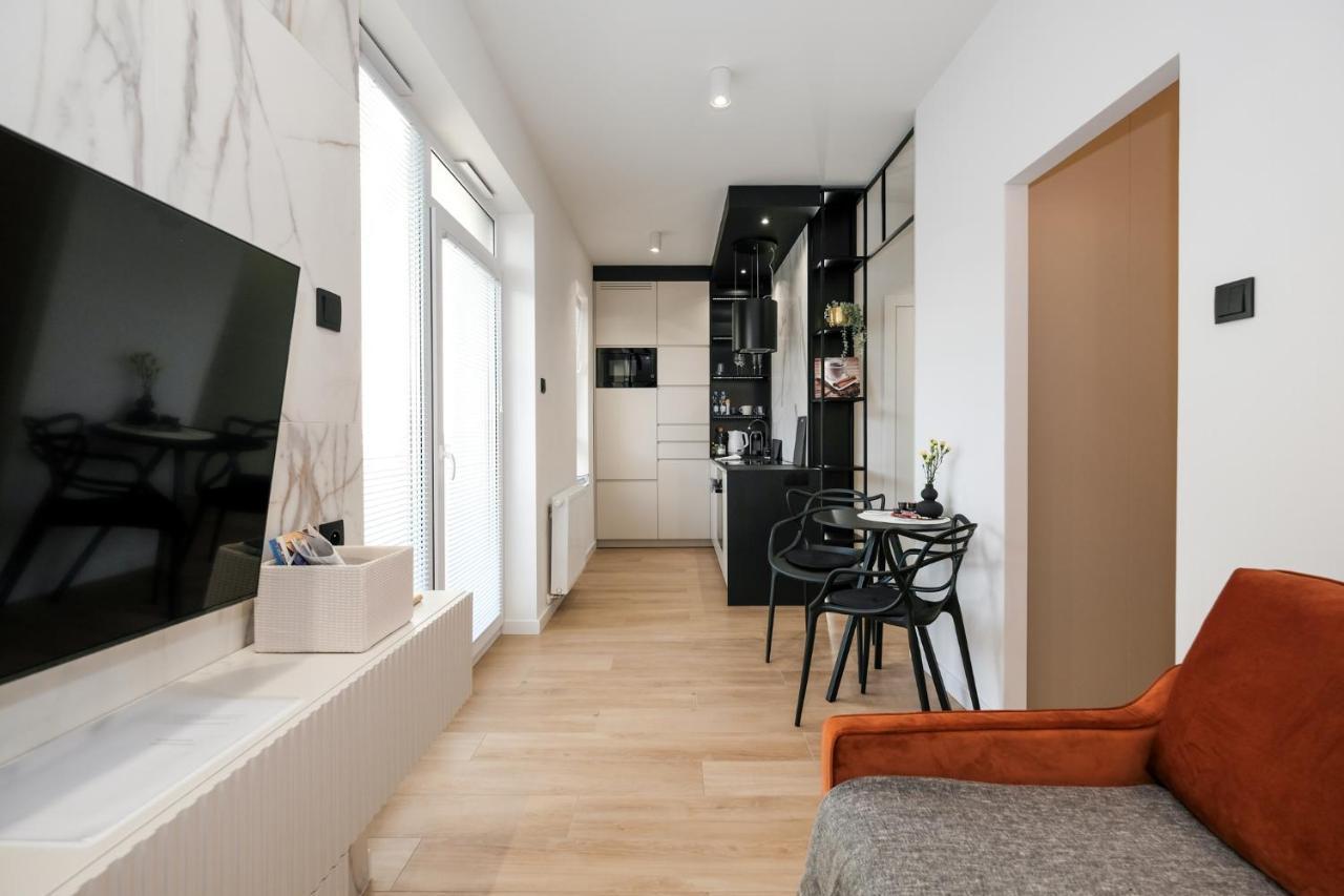 City Mood Apartamenty Lodz Fabryczna 450M Wszystko Nowe Екстериор снимка